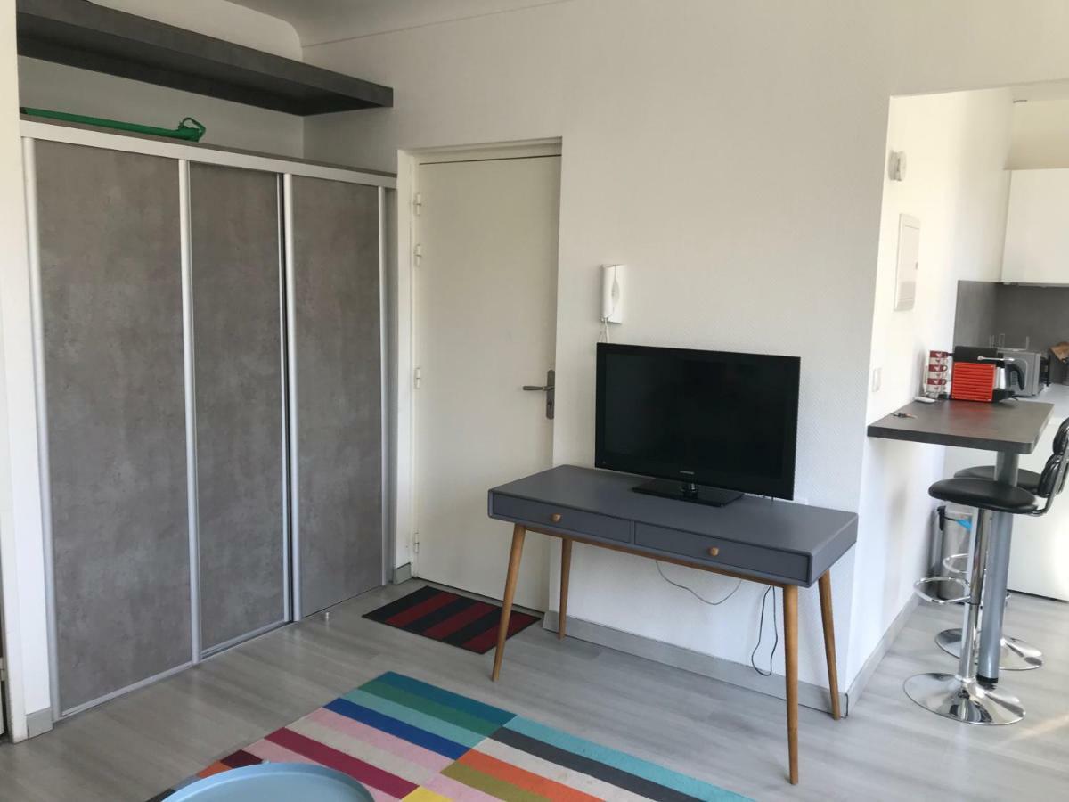 T1Bis Meuble Tout Confort Tours Exterior foto